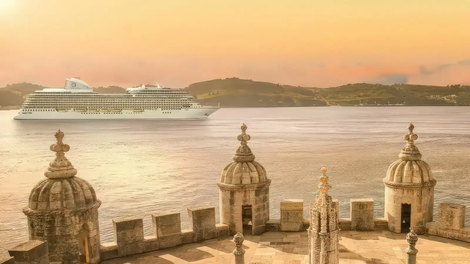 The Oceania ship Vista cruising calm open water